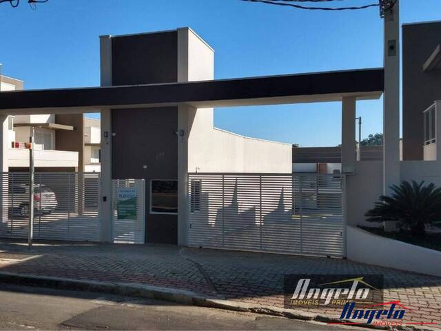 #918 - Casa para Venda em São José dos Campos - SP