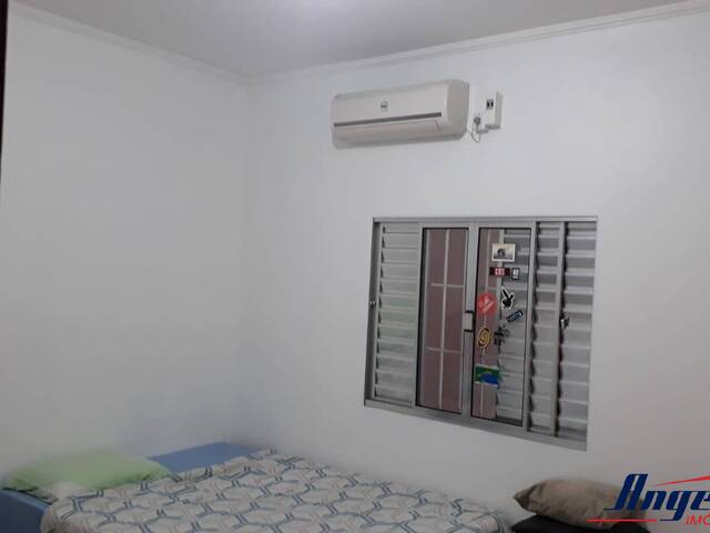 #1975 - Casa para Venda em São José dos Campos - SP