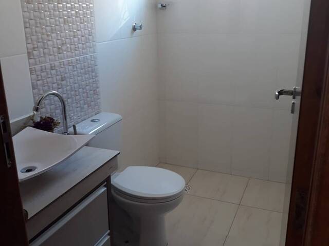 #2042 - Casa para Venda em São José dos Campos - SP