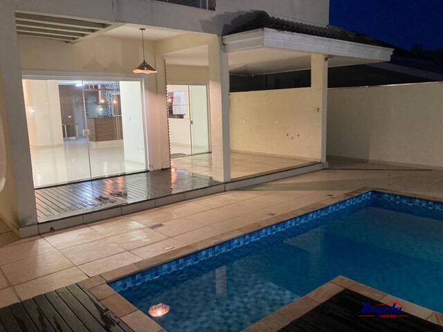 #2048 - Casa para Venda em São José dos Campos - SP