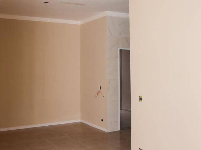 #2052 - Casa para Venda em São José dos Campos - SP