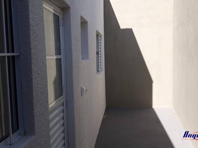 #2055 - Casa para Venda em São José dos Campos - SP