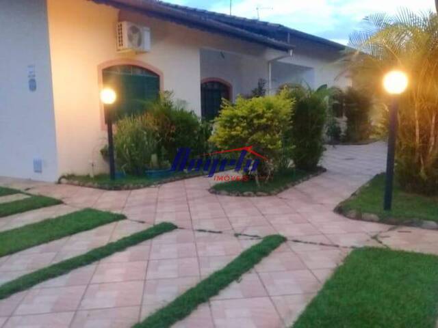 #2220 - Casa para Venda em Caraguatatuba - SP