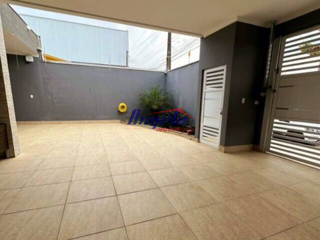 #2227 - Casa para Venda em Caraguatatuba - SP