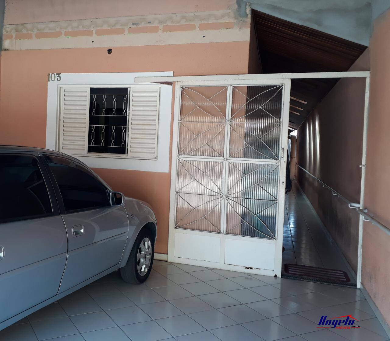 Casa Térrea à venda na Região Sul de SJC.