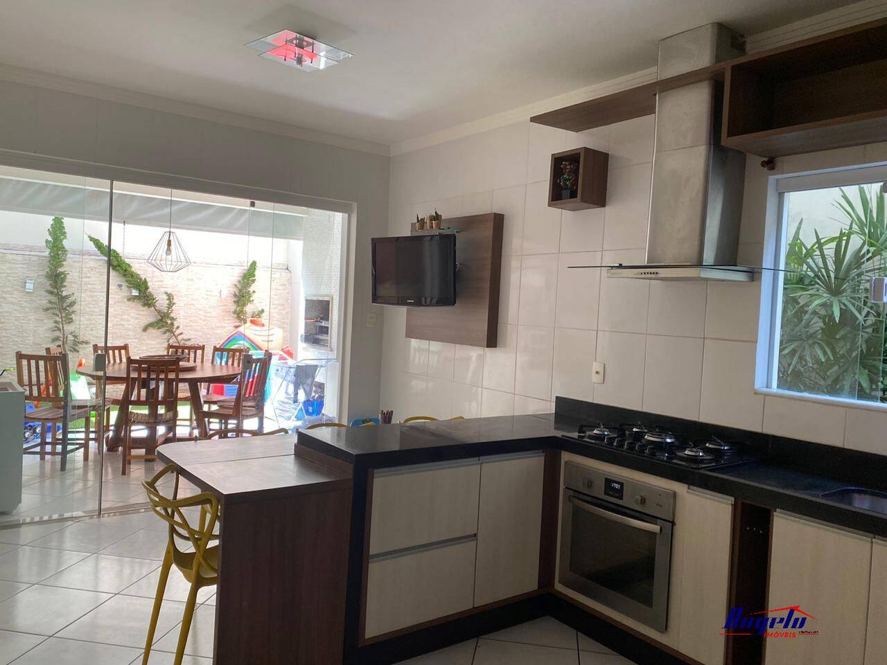 Linda casa à Venda no Jardim Pararangaba