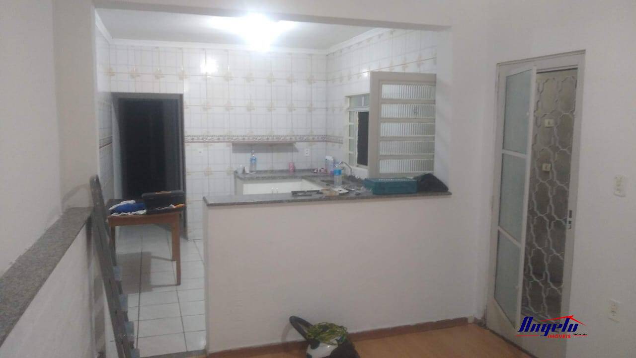 2 Casas a Venda - Cada com 2 dormin, cozinha americana - Jd Colonial